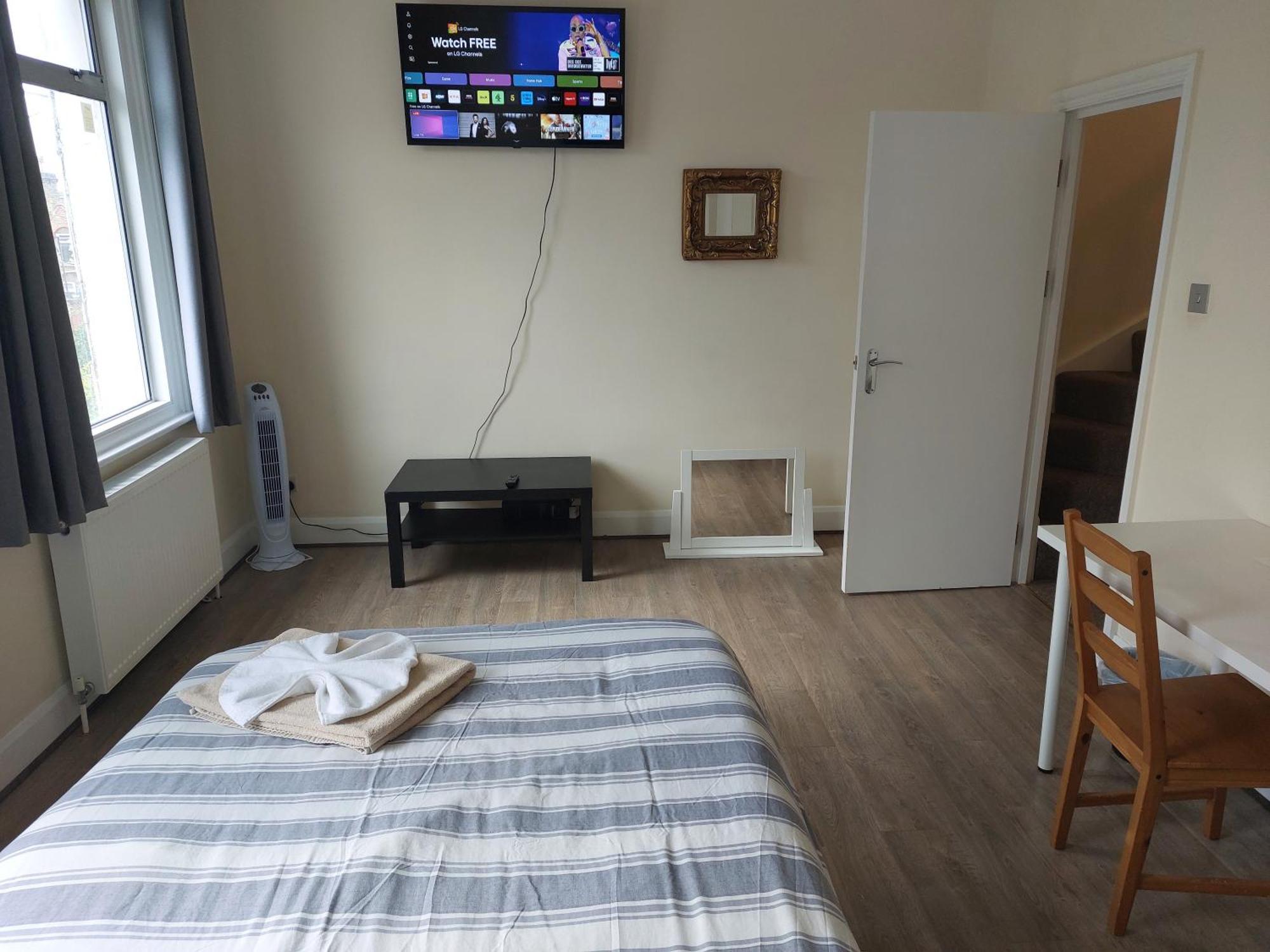 Family Friendly 3 Bedroom Flat Zone 2 - Children Stay Free! London Ngoại thất bức ảnh