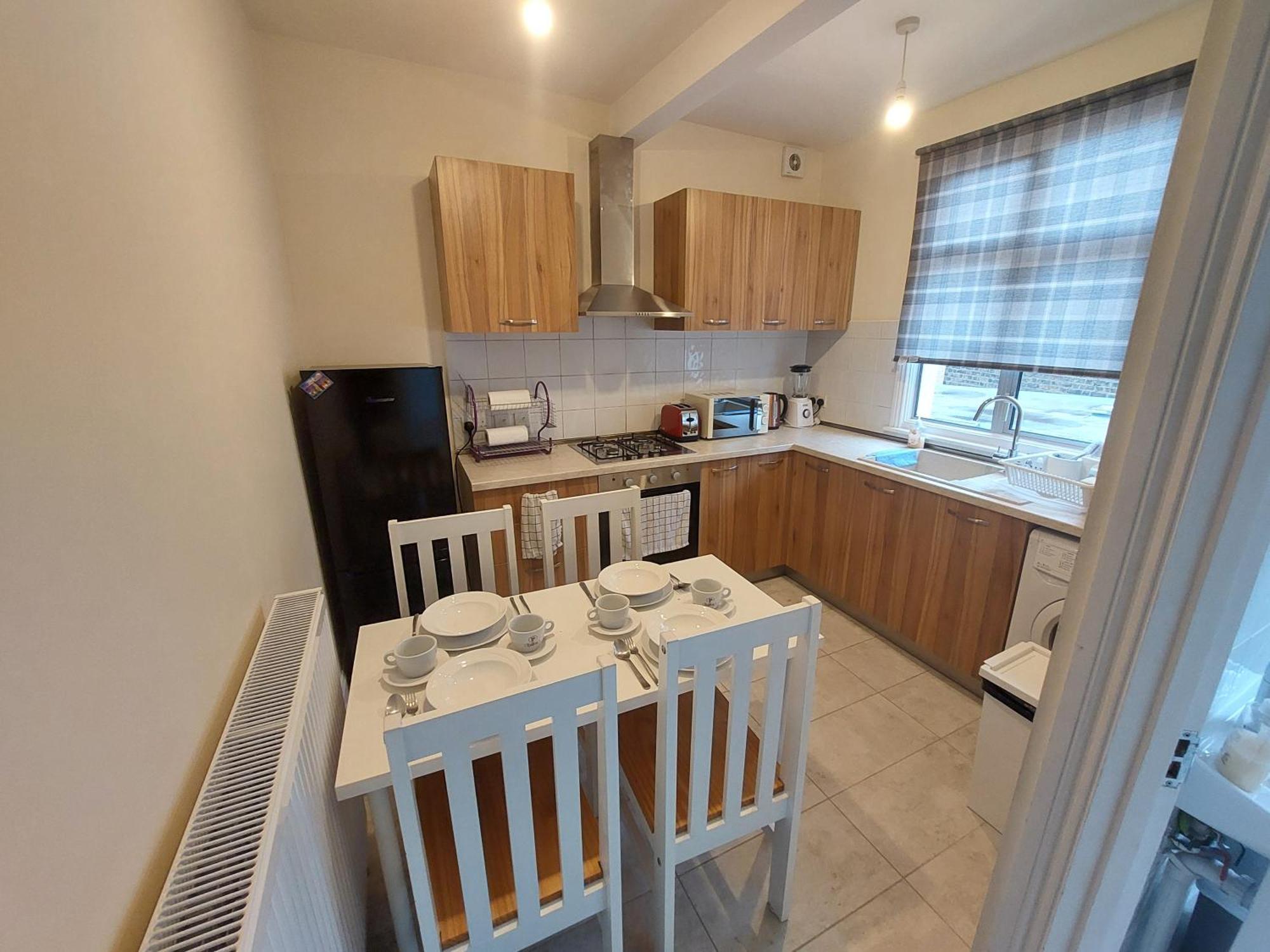 Family Friendly 3 Bedroom Flat Zone 2 - Children Stay Free! London Ngoại thất bức ảnh